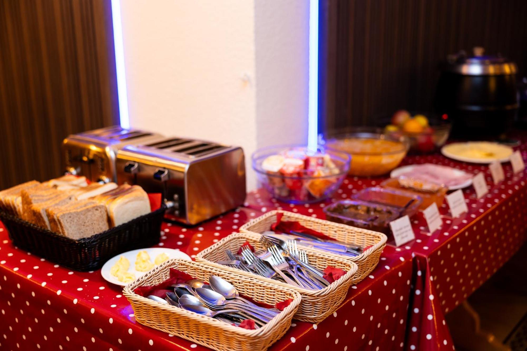 ולמינייה Hotel L'Aigle מראה חיצוני תמונה